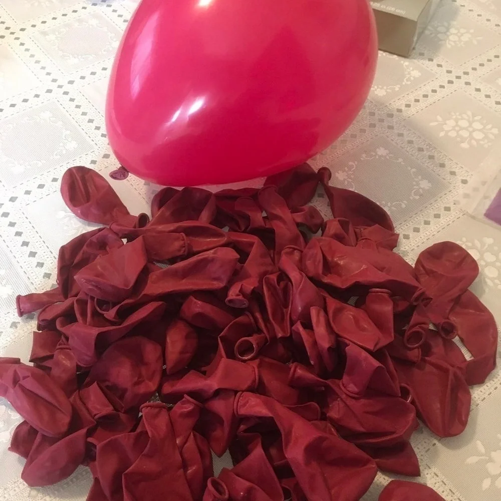 🆕 Red Balloon 12in, 88 count bag, Retails 0.30 each, New